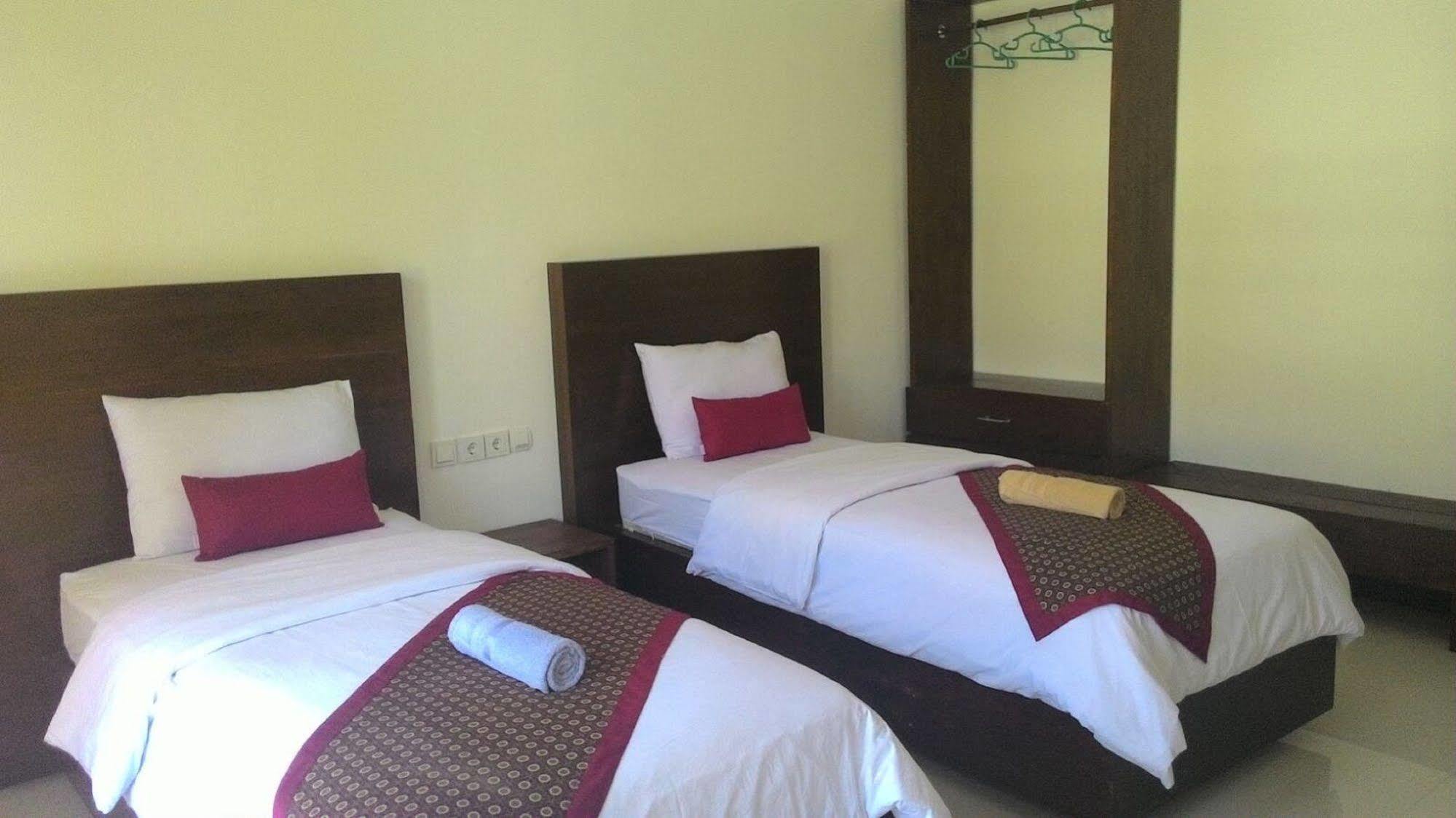 Hotel Zamburger Lombok - Previously Alam Mimpi Hotel Mangsit Buitenkant foto